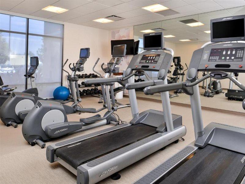 Springhill Suites Irvine John Wayne Airport / Orange County Екстериор снимка