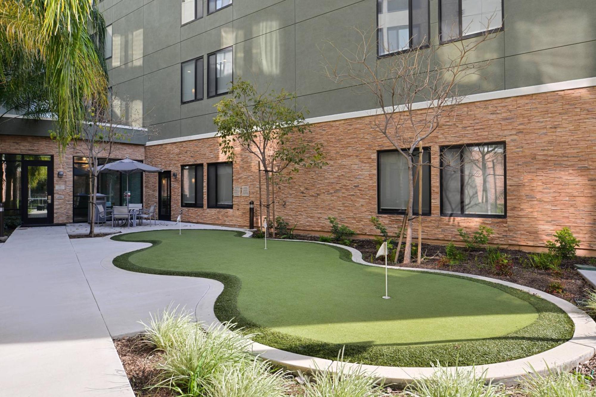 Springhill Suites Irvine John Wayne Airport / Orange County Екстериор снимка