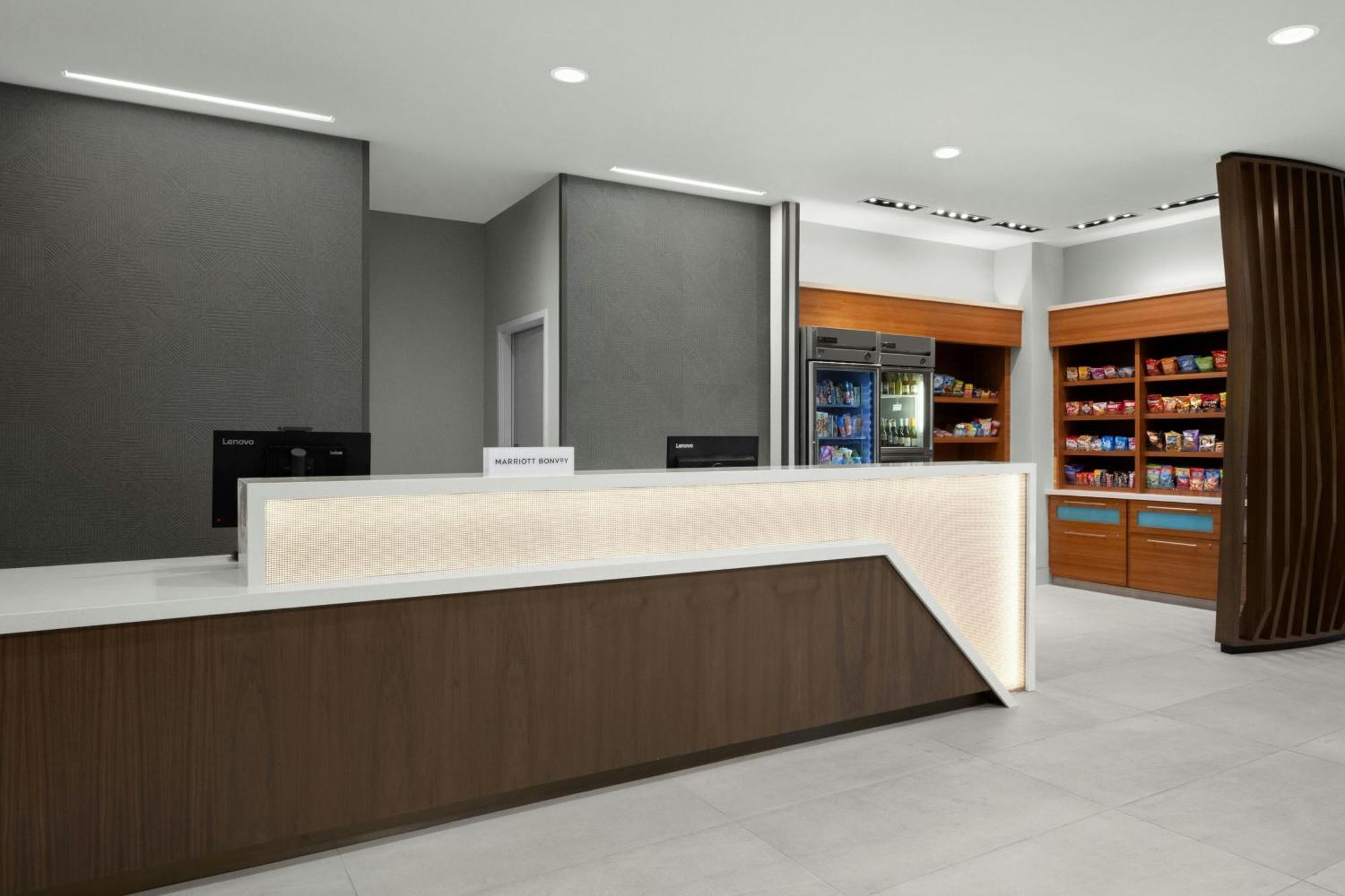 Springhill Suites Irvine John Wayne Airport / Orange County Екстериор снимка