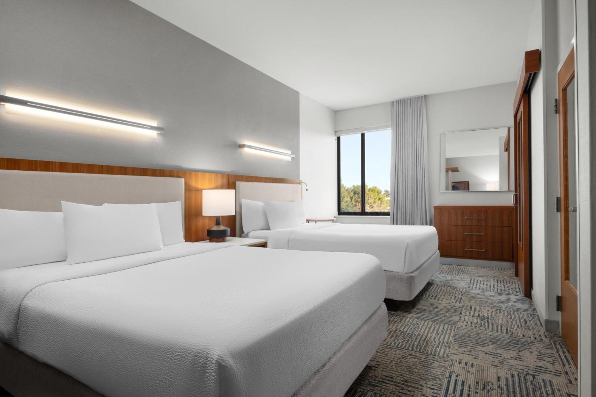 Springhill Suites Irvine John Wayne Airport / Orange County Екстериор снимка