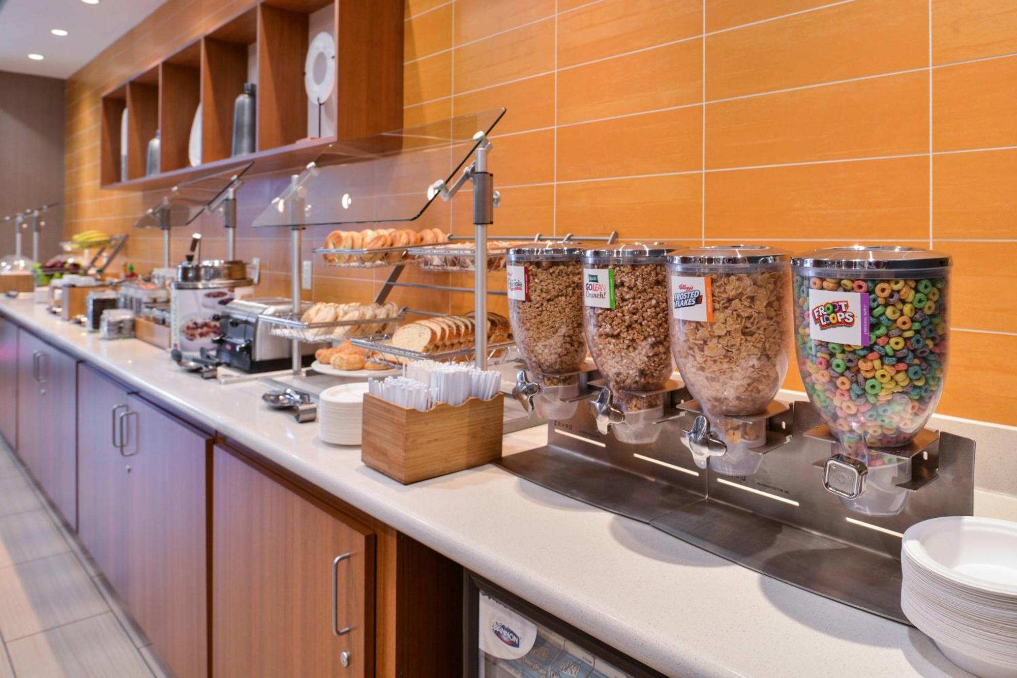 Springhill Suites Irvine John Wayne Airport / Orange County Екстериор снимка