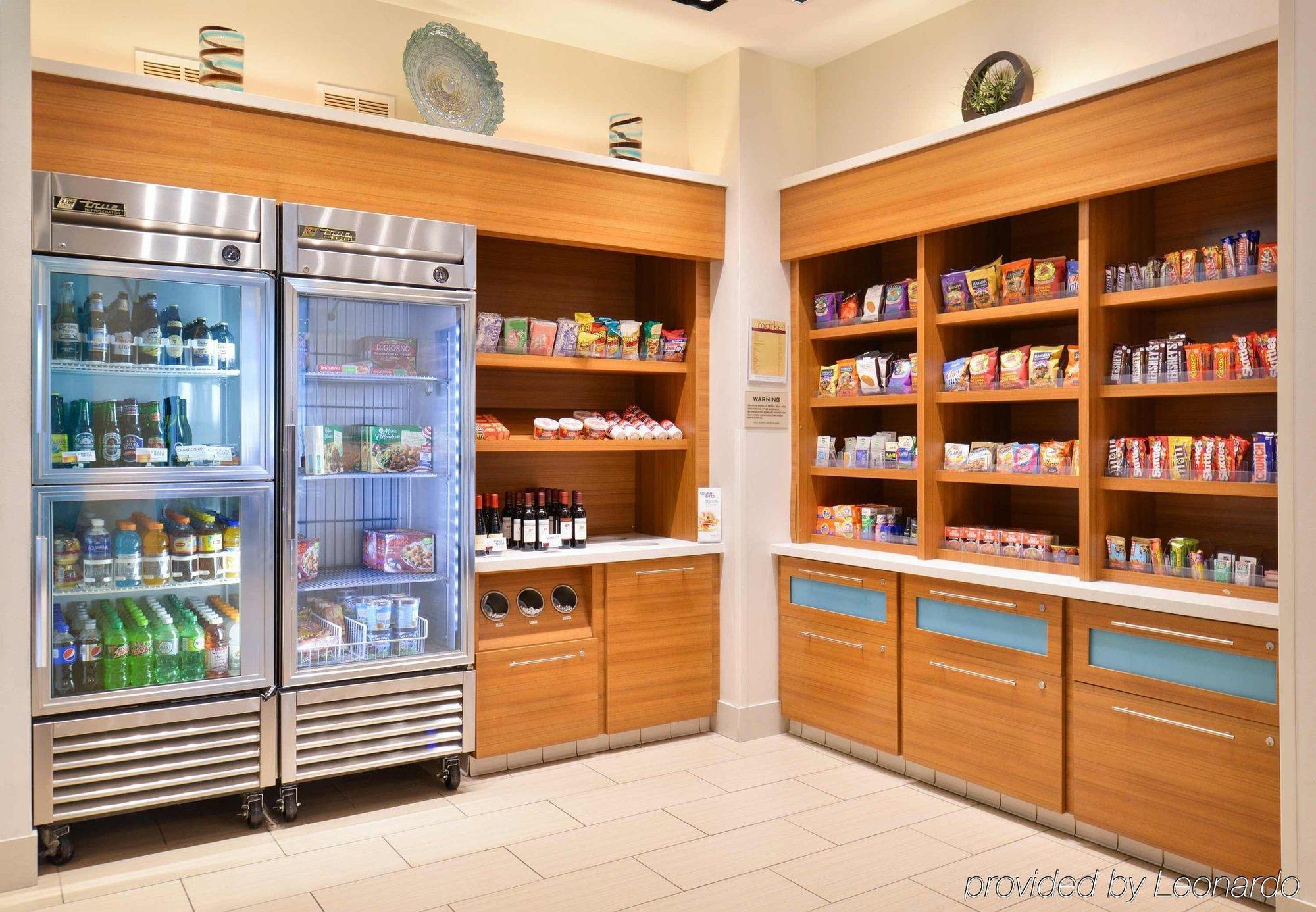 Springhill Suites Irvine John Wayne Airport / Orange County Екстериор снимка