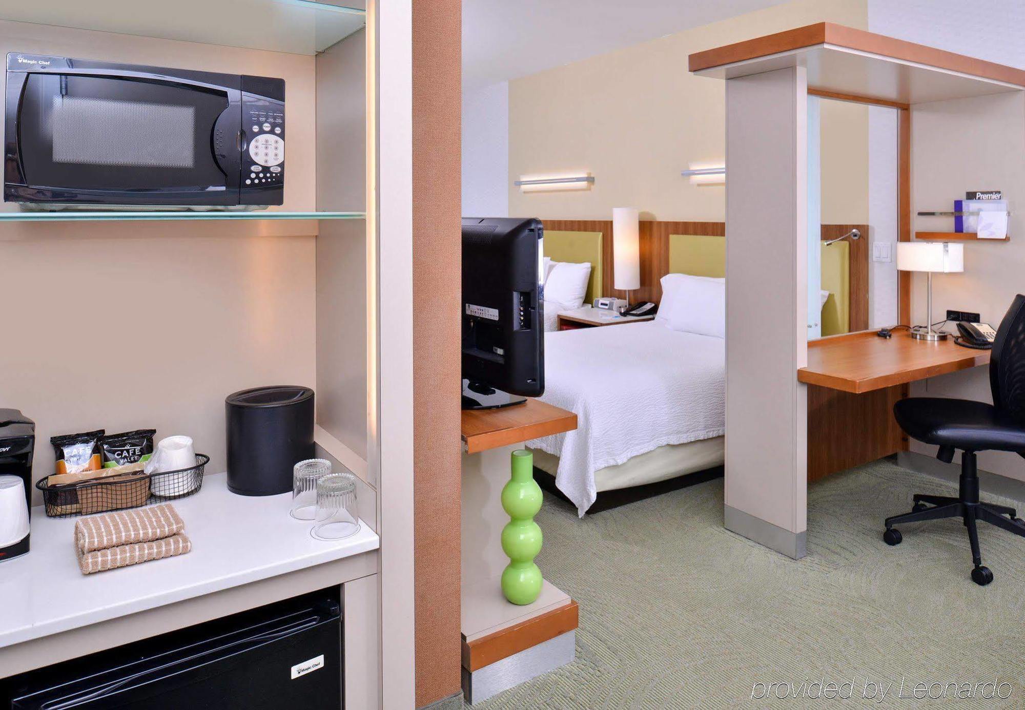 Springhill Suites Irvine John Wayne Airport / Orange County Екстериор снимка