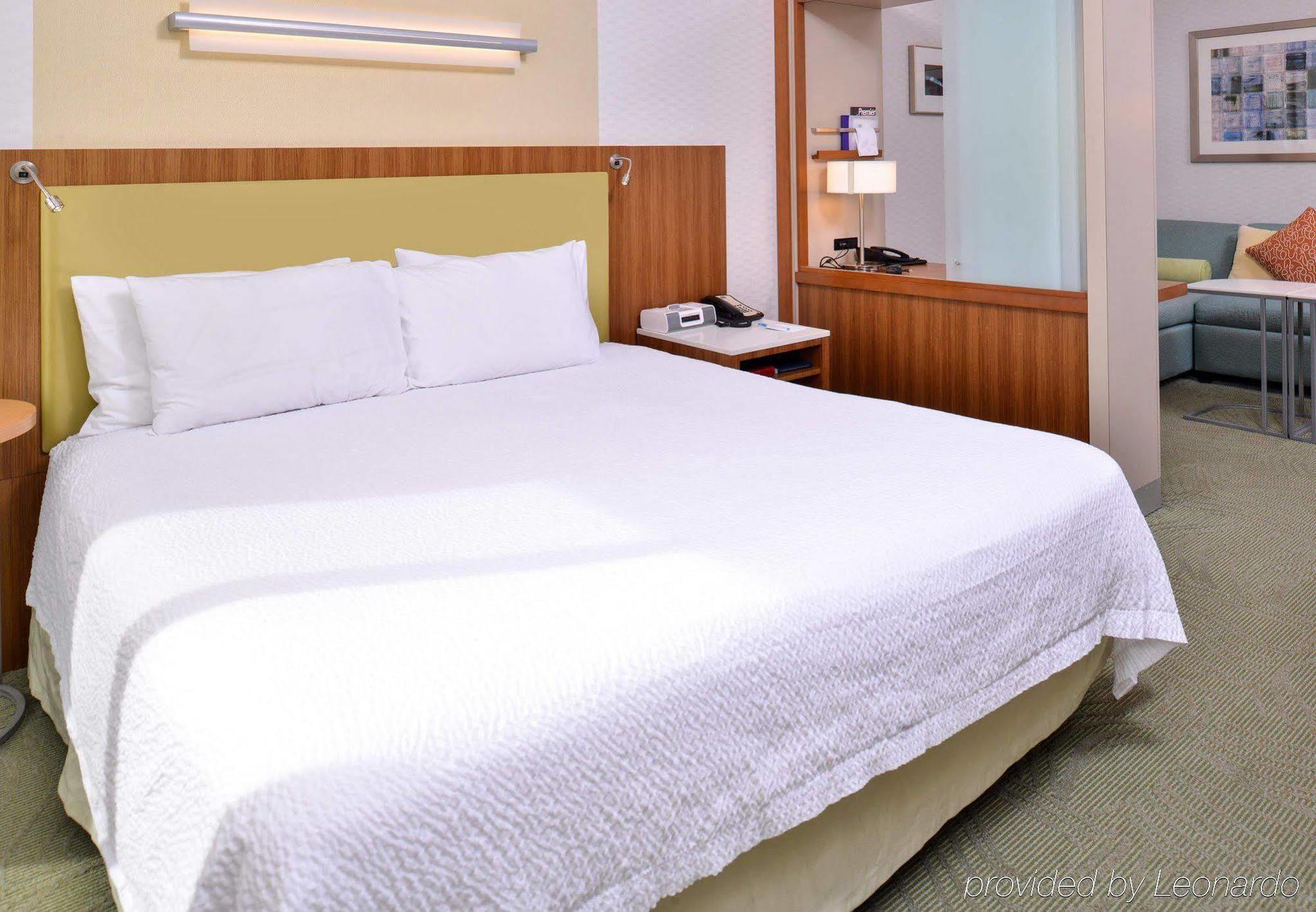Springhill Suites Irvine John Wayne Airport / Orange County Екстериор снимка